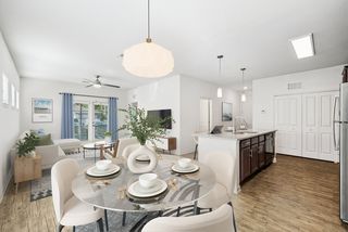 2098 Seminole Blvd #64-0-1, Largo, FL 33778