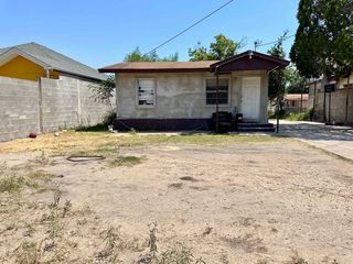 207 W  San Pedro St, Laredo, TX 78041