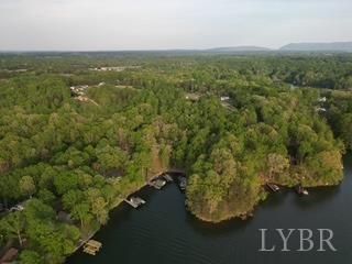 High Point Rd, Moneta, VA 24121