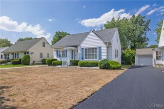 172 Lorfield Dr, Amherst, NY 14226