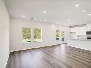 Finley Plan in Hawthorne Station, College Park, GA 30337