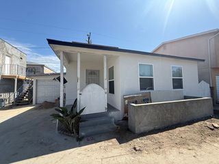 242 E  Del Amo Blvd, Long Beach, CA 90805