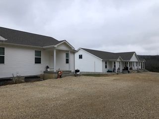 4818 Red Rooster Ln, Farmington, MO 63640