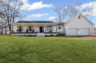 208 Old Columbia Rd, Dickson, TN 37055