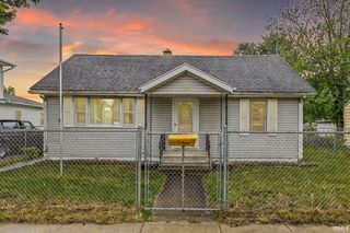 404 W  Maple Ave, North Liberty, IN 46554