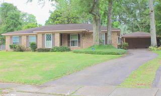 1548 Deerwood Dr S, Mobile, AL 36618