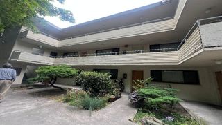 2357 W  Plymouth St #16, Seattle, WA 98199