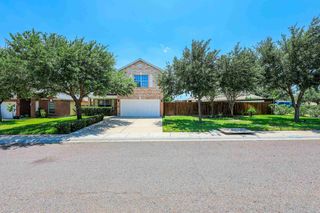 12102 Entrada Loop, Laredo, TX 78045