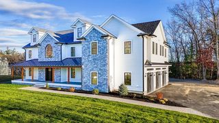 30 Fox Hill Dr, Sudbury, MA 01776