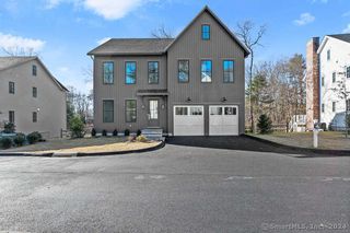 7 White Barns Lane #7, Norwalk, CT 06851