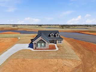 975 Hadley Ln, Tuttle, OK 73089