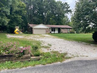 3812 E  County Road 700 S, Cloverdale, IN 46120