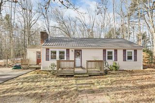 82 Pine Hill Road, Wolfeboro, NH 03894