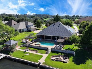 1106 W  Baja Ct, Granbury, TX 76048