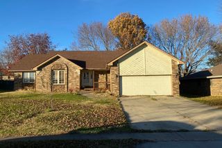 2133 W  Nottingham St, Springfield, MO 65810