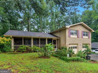 4493 Cherie Glen Trl, Stone Mountain, GA 30083