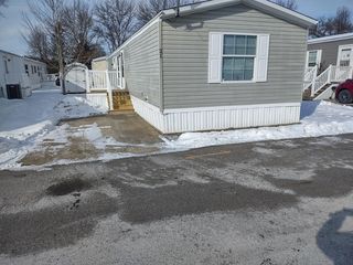 7140 Selby Rd #21, Athens, OH 45701