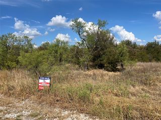 65 Ringo Dr, Bridgeport, TX 76426
