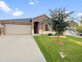 718 Bridgestone Way, Buda, TX 78610
