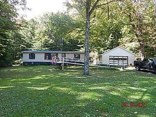 185 State Line Rd, Hallstead, PA 18822