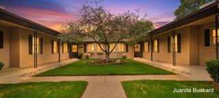 7435 Pinegrove Dr, Jenison, MI 49428