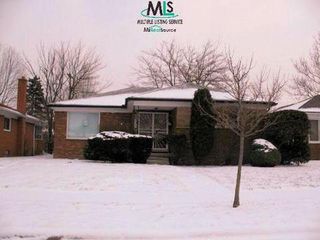 23740 Coyle St, Oak Park, MI 48237