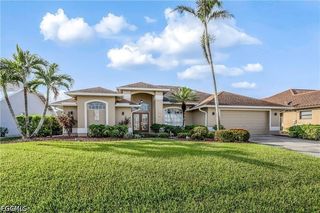 1922 Cape Coral Pkwy W, Cape Coral, FL 33914