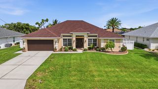 11 Medalist Ln, Rotonda West, FL 33947