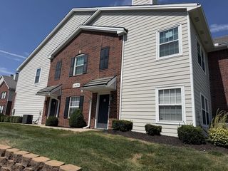 11620 Tomahawk Creek Pkwy #J, Leawood, KS 66211
