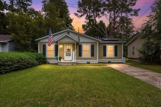 235 Challedon Dr, Summerville, SC 29485