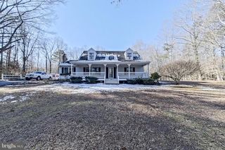 4463 Clayton Ct, Waldorf, MD 20601
