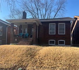 5211 Tennessee Ave, Saint Louis, MO 63111