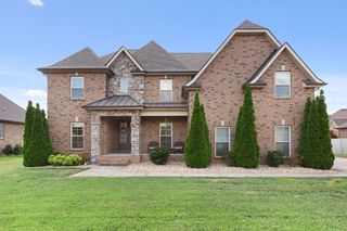 4517 Garcia Blvd, Murfreesboro, TN 37127