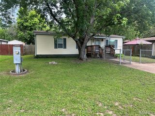 6185 Summerset Dr, House Springs, MO 63051
