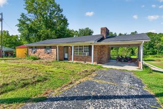 3713 Paint Creek Rd, Stanton, KY 40380