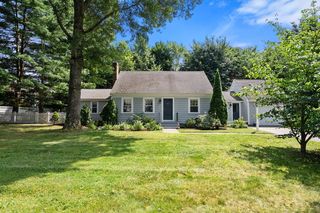 112-112 South St #R, Medfield, MA 02052