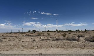 2484 Shore Isle Ave, Thermal, CA 92274