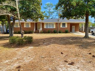 2221 Hooklawn Dr, West Columbia, SC 29169