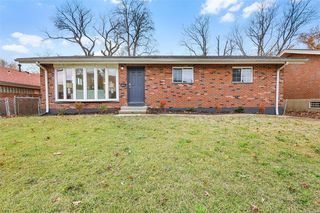 5450 Page Blvd, Saint Louis, MO 63112