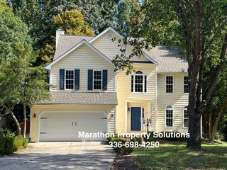 3 Rosecliff Ct, Greensboro, NC 27407