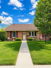 4250 Midfield St, Springfield, OH 45503