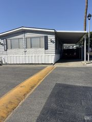 183 Kings Ln, Bakersfield, CA 93308