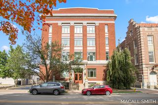 17 W  10th St #10, Holland, MI 49423