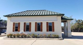2105 Dowlen Rd, Beaumont, TX 77706