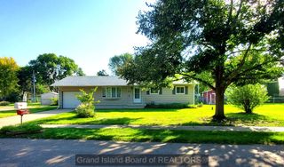 2239 Cochin St, Grand Island, NE 68801