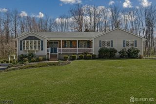 513 Drakestown Rd, Flanders, NJ 07836