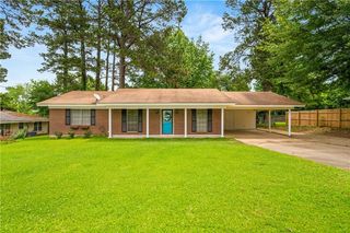 1271 N  2nd St, Jena, LA 71342