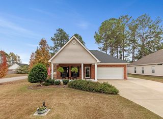 201 Superior Dr, Dothan, AL 36301