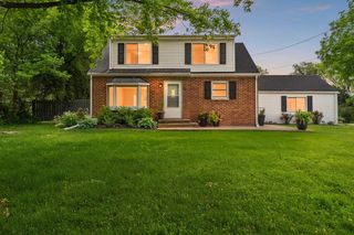 811 Jordan Rd, De Pere, WI 54115