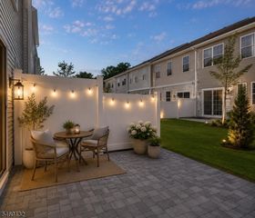 25 Chapel Ln, Neptune, NJ 07753